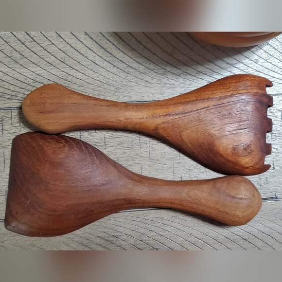 Vintage Wooden Salad Bowl Set - Picture 10 of 11